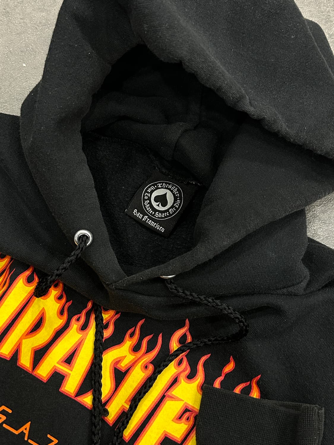 트레셔 후드티 상품이미지4