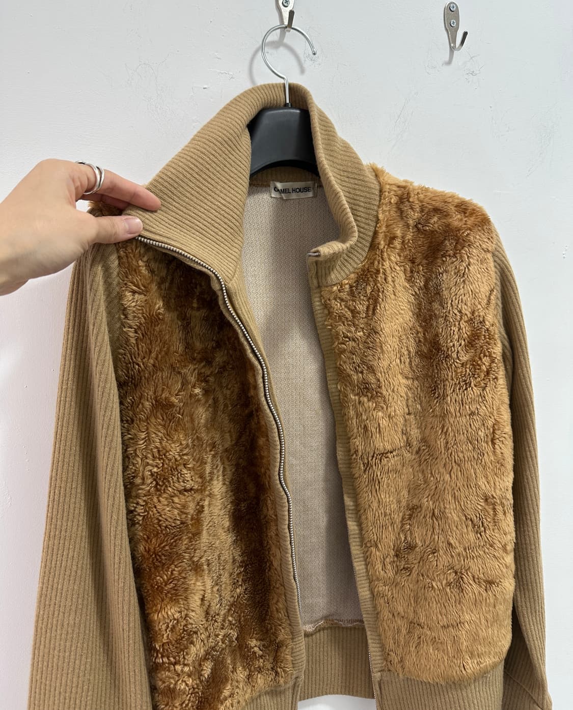 Camel fur knit zip up 상품이미지6