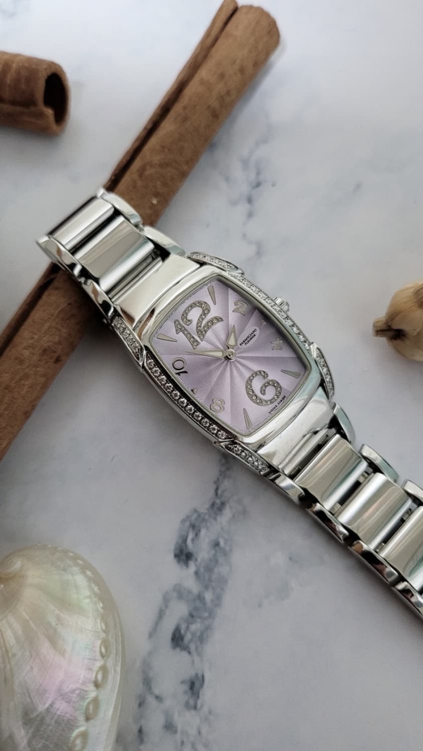 정품 파르미지아니 플러리에 칼파 피콜라 쿼츠시계 정품 박스 설명서 구성 상품이미지6