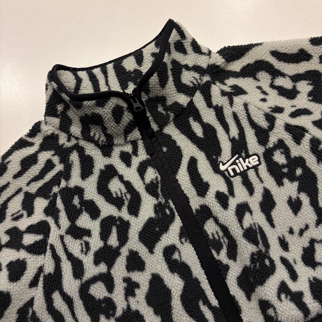 [XL] 나이키 우먼 레오파드 플리스 집업 자켓 D215 상품이미지3