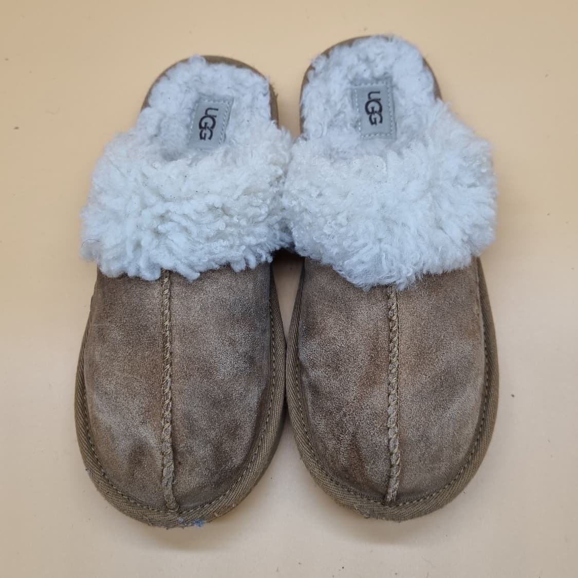 UGG 어그 슬리퍼220. 상품이미지2