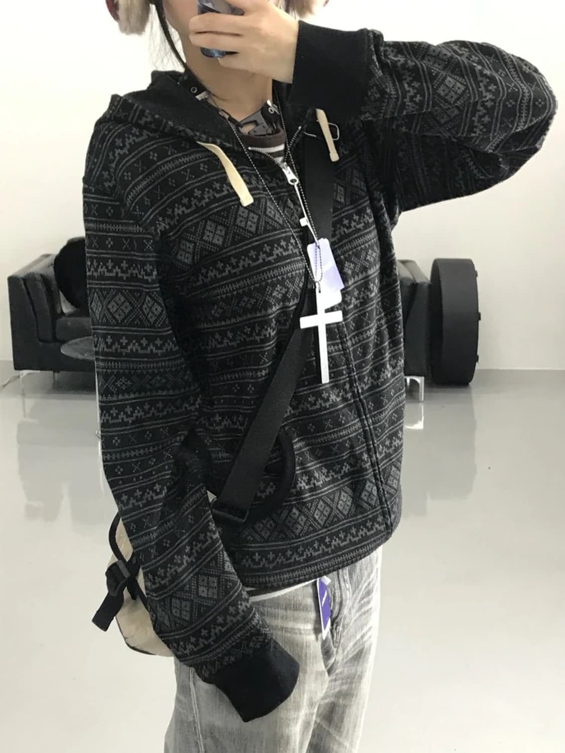 빔즈 패턴 후드집업 상품이미지3