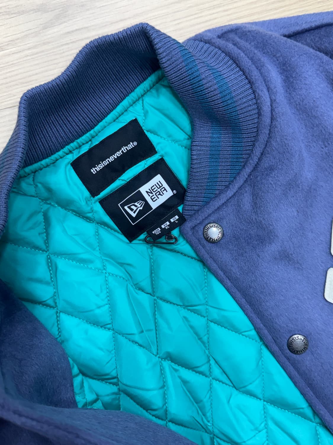 디네댓 x 뉴에라 x MLB 양키스 바시티 자켓 상품이미지2