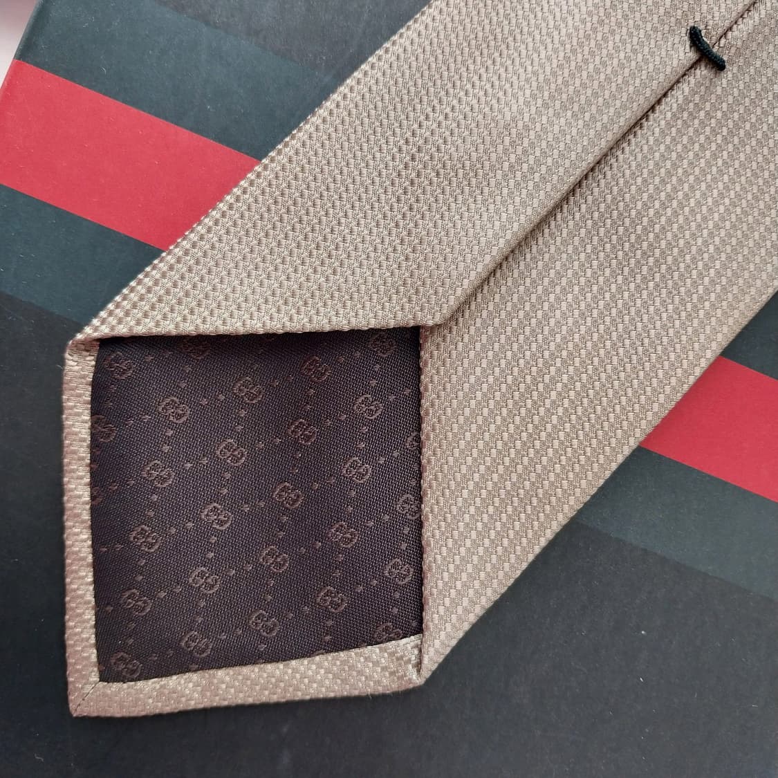 구찌 실크 진한 베이지 자카드 넥타이 8cm A+등급 K2552 상품이미지7