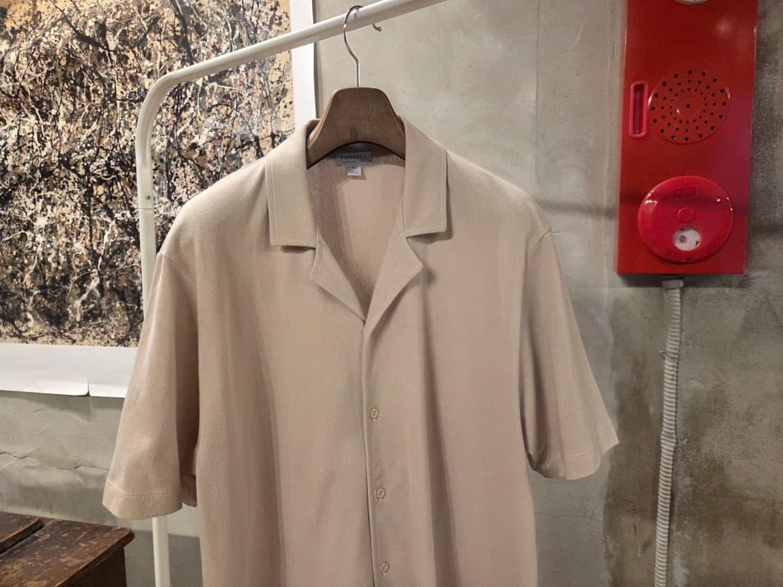 선스펠 오프칼라넥티셔츠 상품이미지4