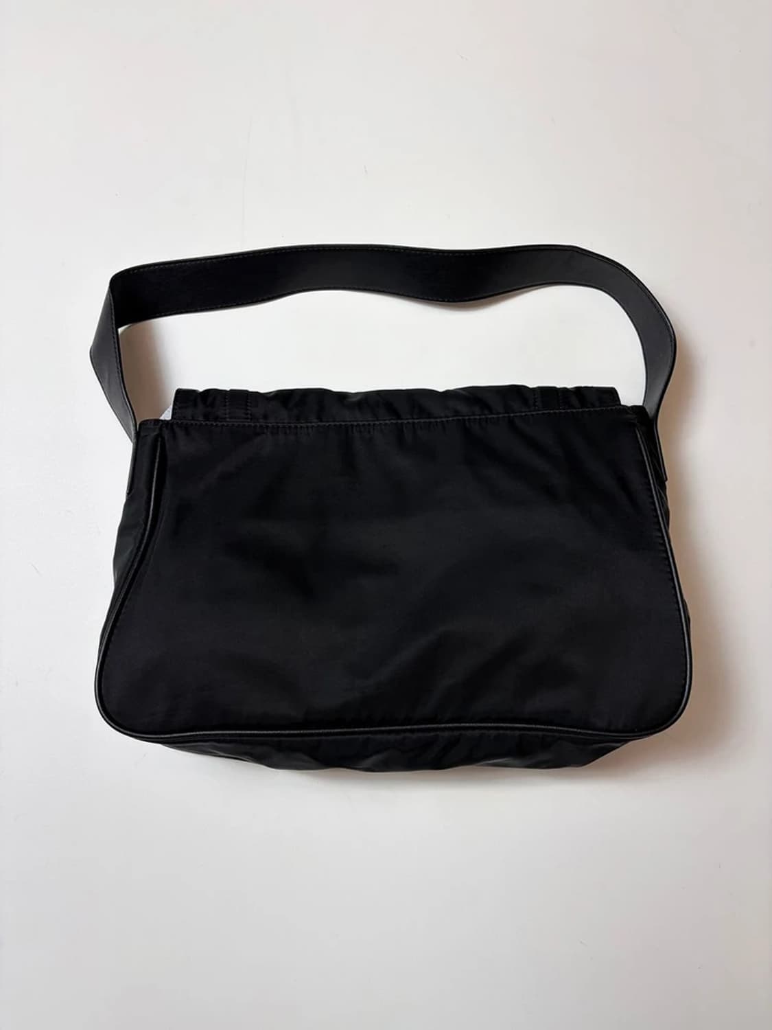 마뗑킴 시그니처 버클 라인 숄더백 Q1531 상품이미지6