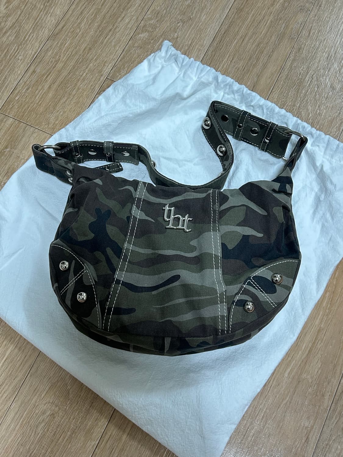 쓰리타임즈 조니 백 카모 상품이미지2