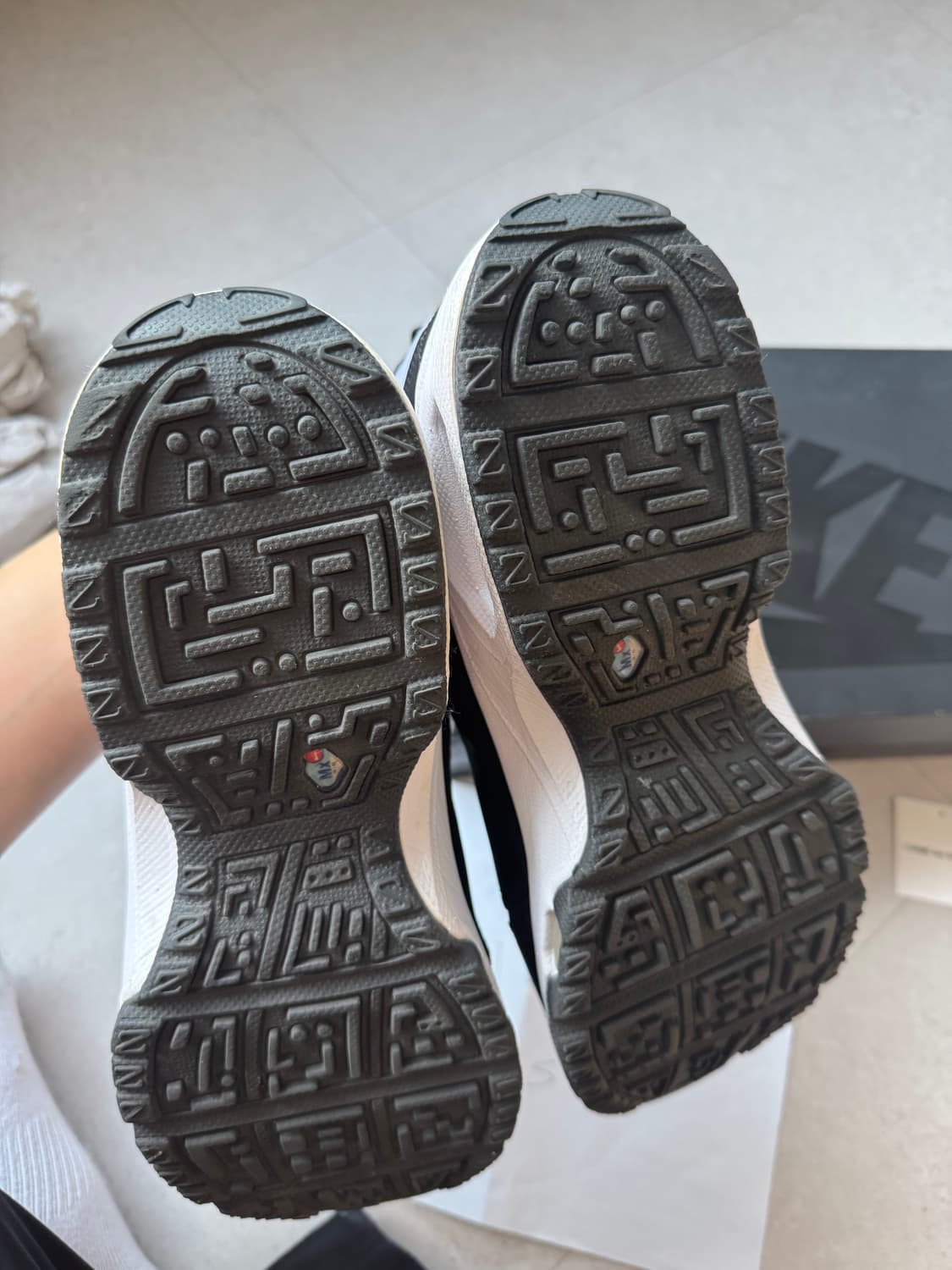 280)꼼데가르송 옴므 플러스 에어맥스 선더 상품이미지2