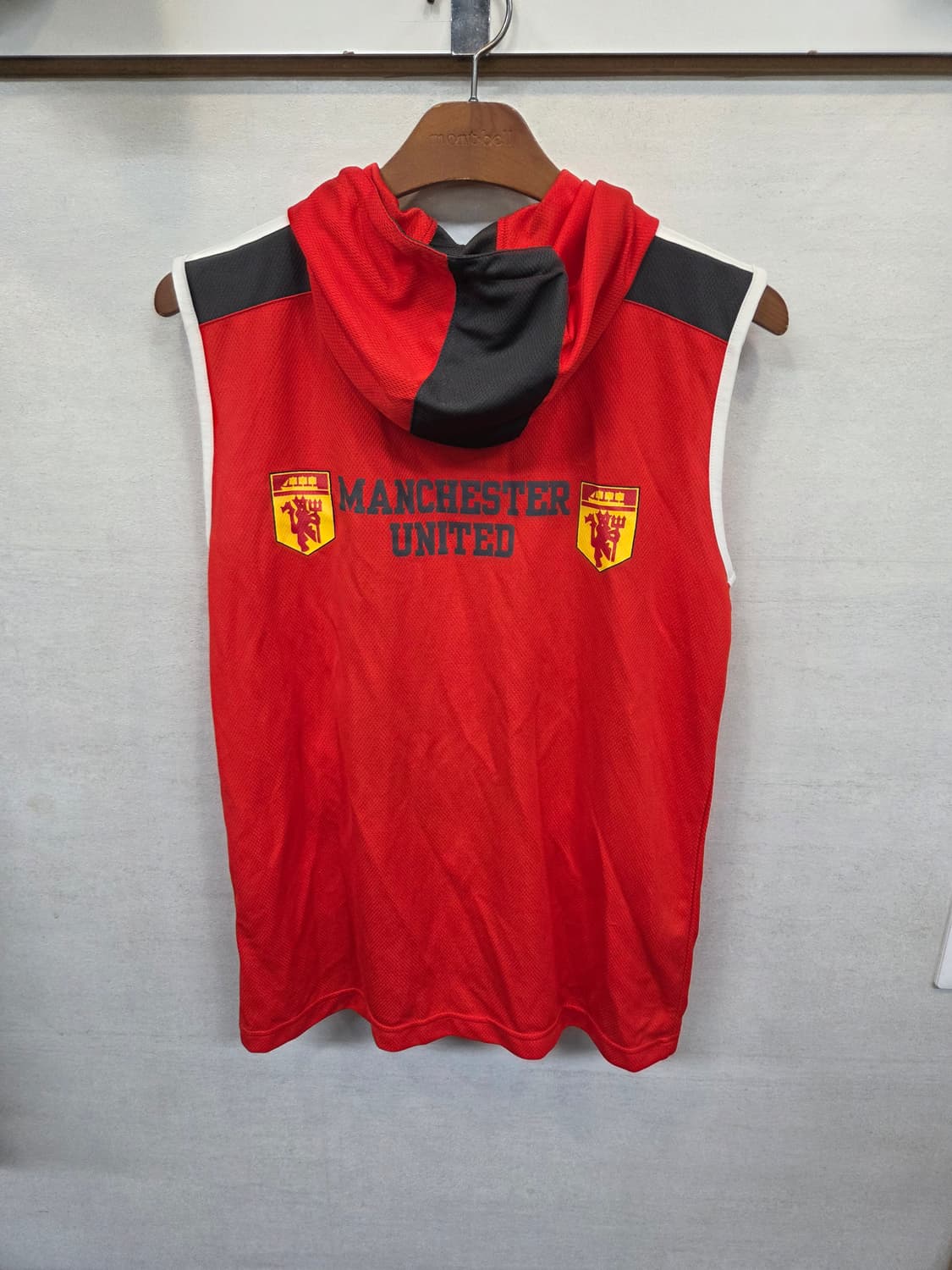 맨체스터 유나이티드 오피셜 기능성 후드조끼 베스트 m 상품이미지2