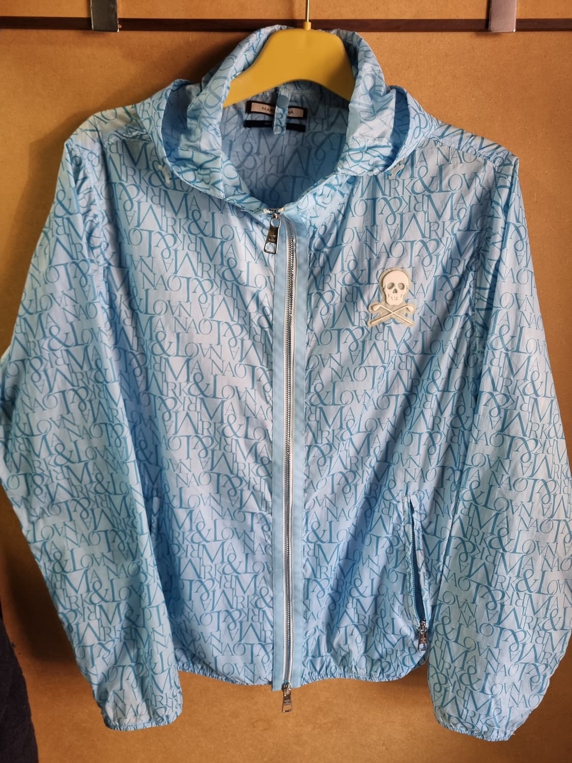 마크앤로나 남성 바람막이 후드자켓  상품이미지1