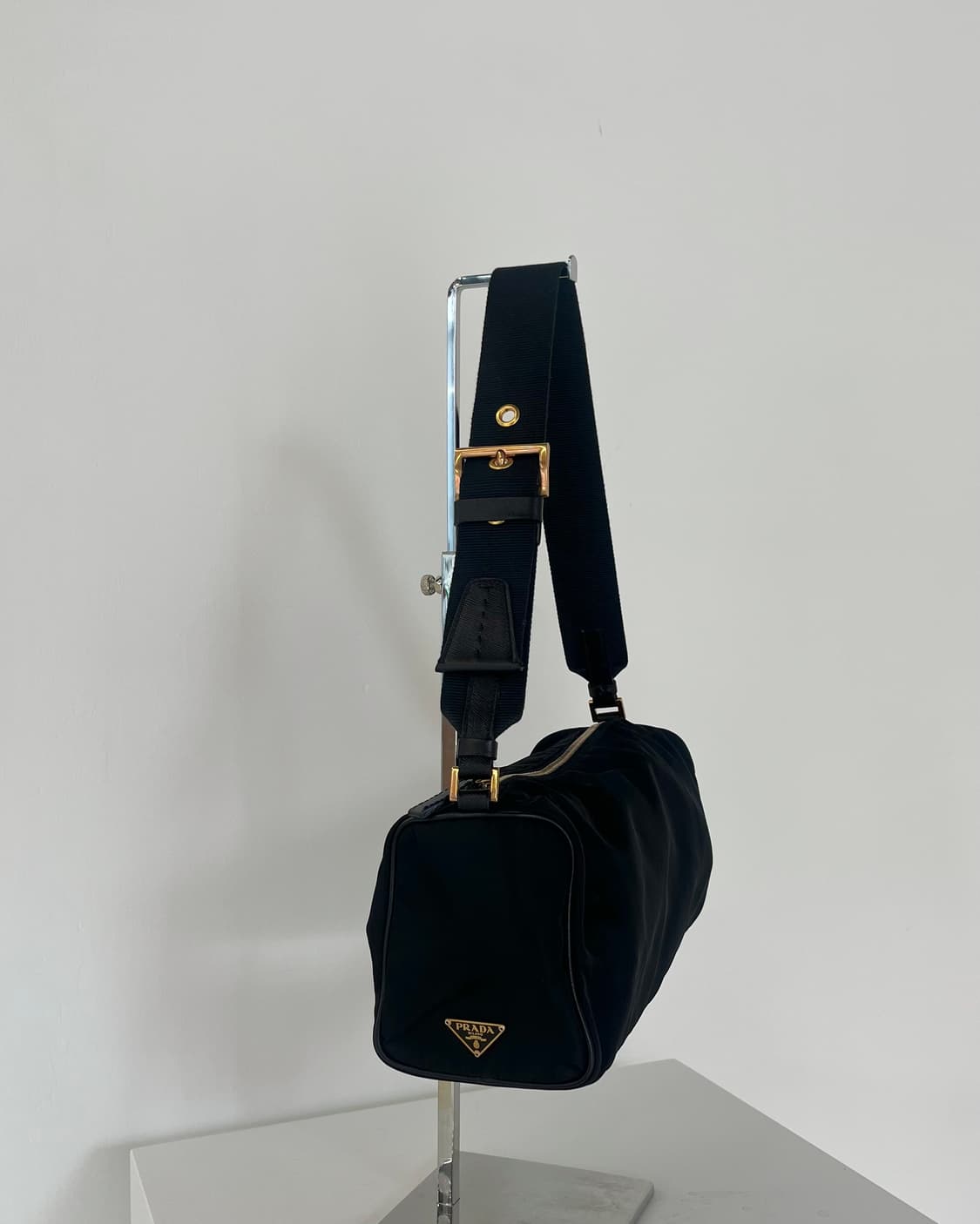 프라다 빈티지 숄더백 상품이미지1