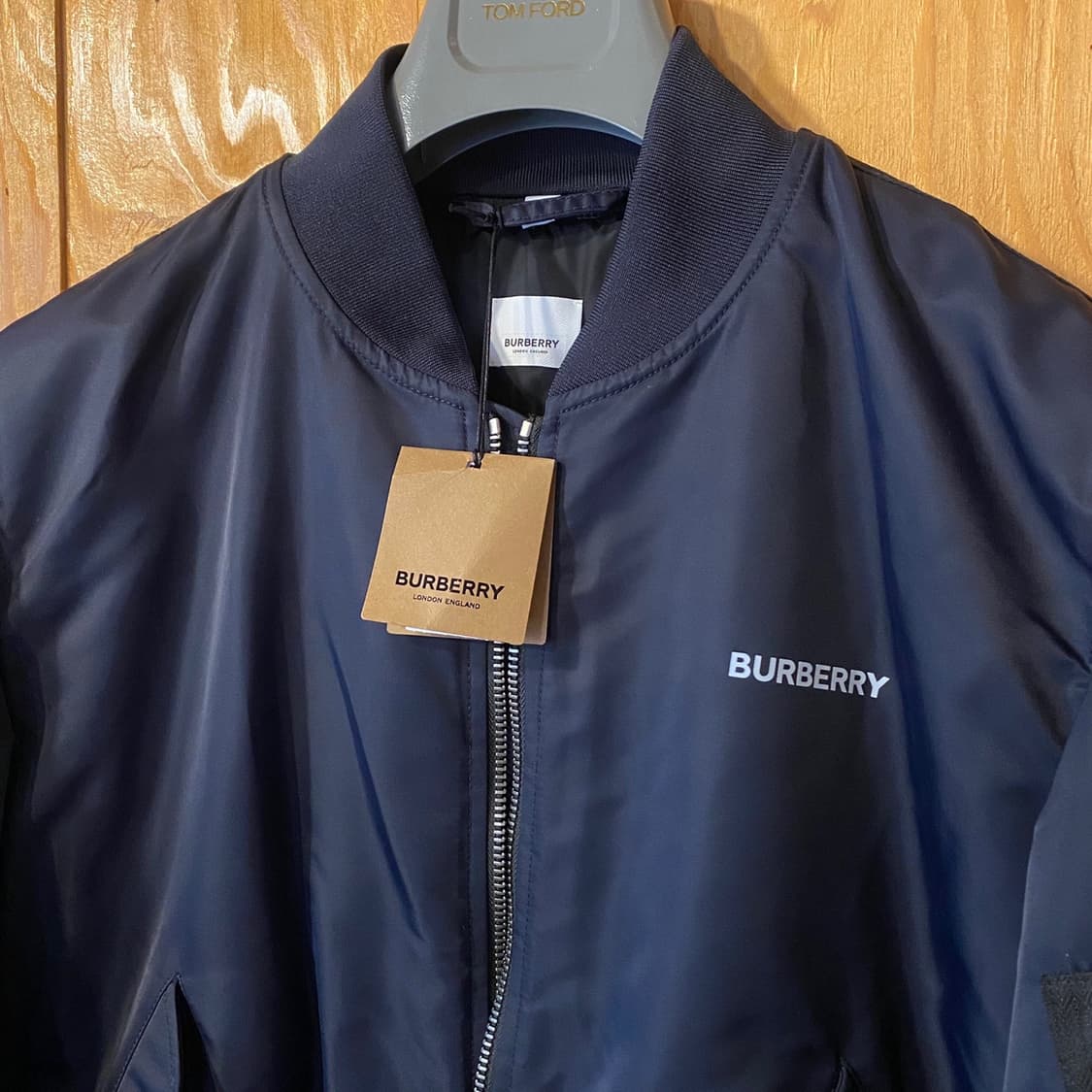 버버리 봄버 자켓 새상품 팝니다.  상품이미지3