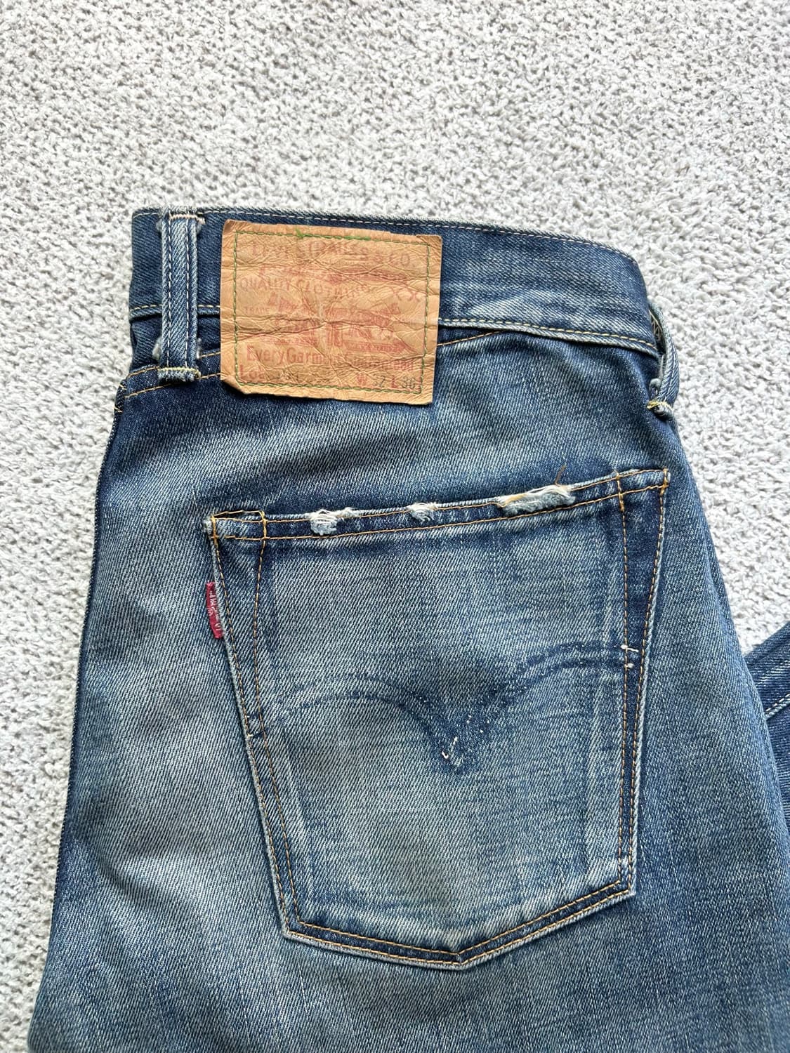  32] Levi's 501 리바이스 레귤러 핏 데님팬츠 W32 L36 상품이미지8