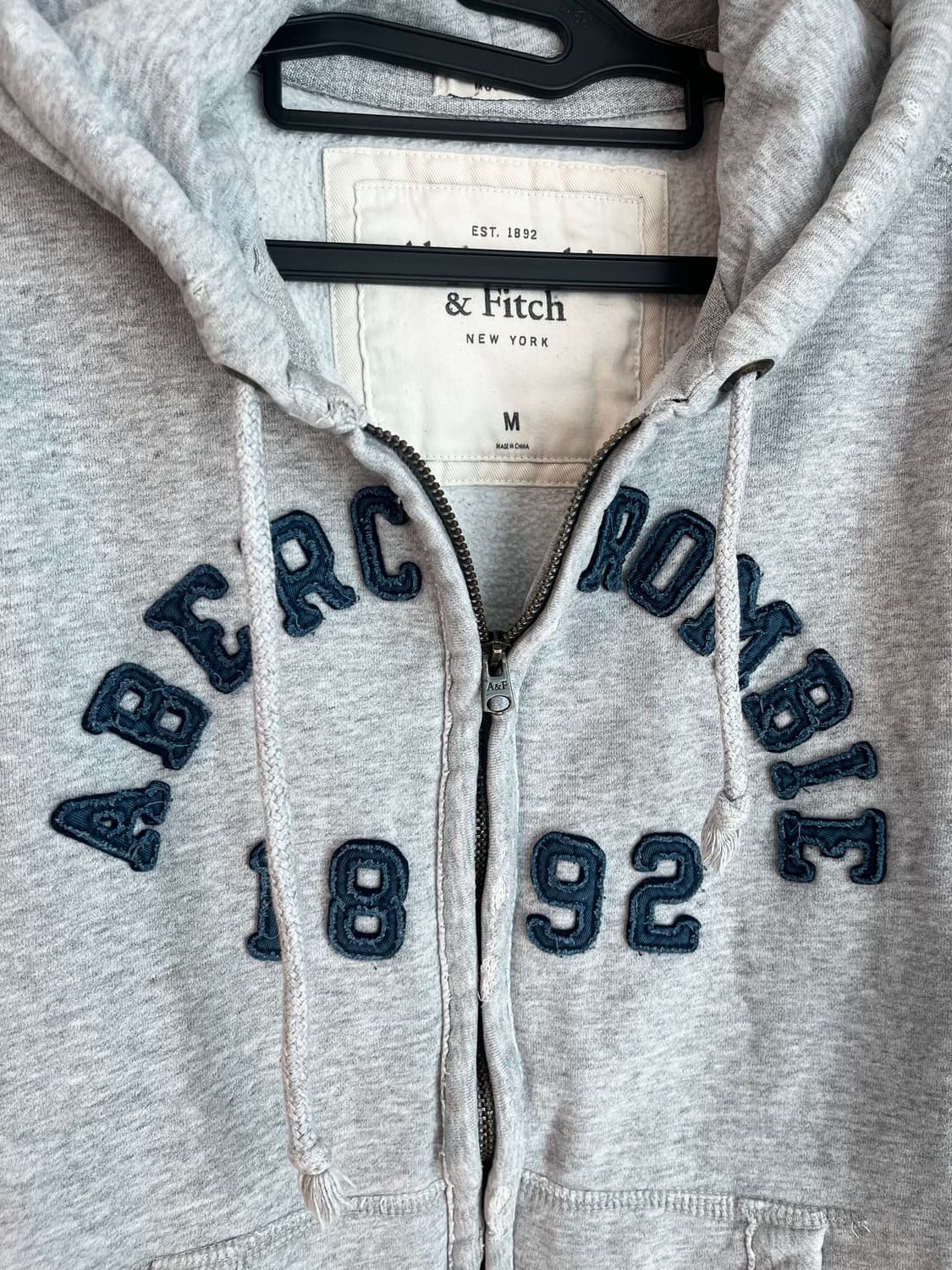 아베크롬비 스펠로고 대장 후드집업 그레이 [M] 상품이미지3