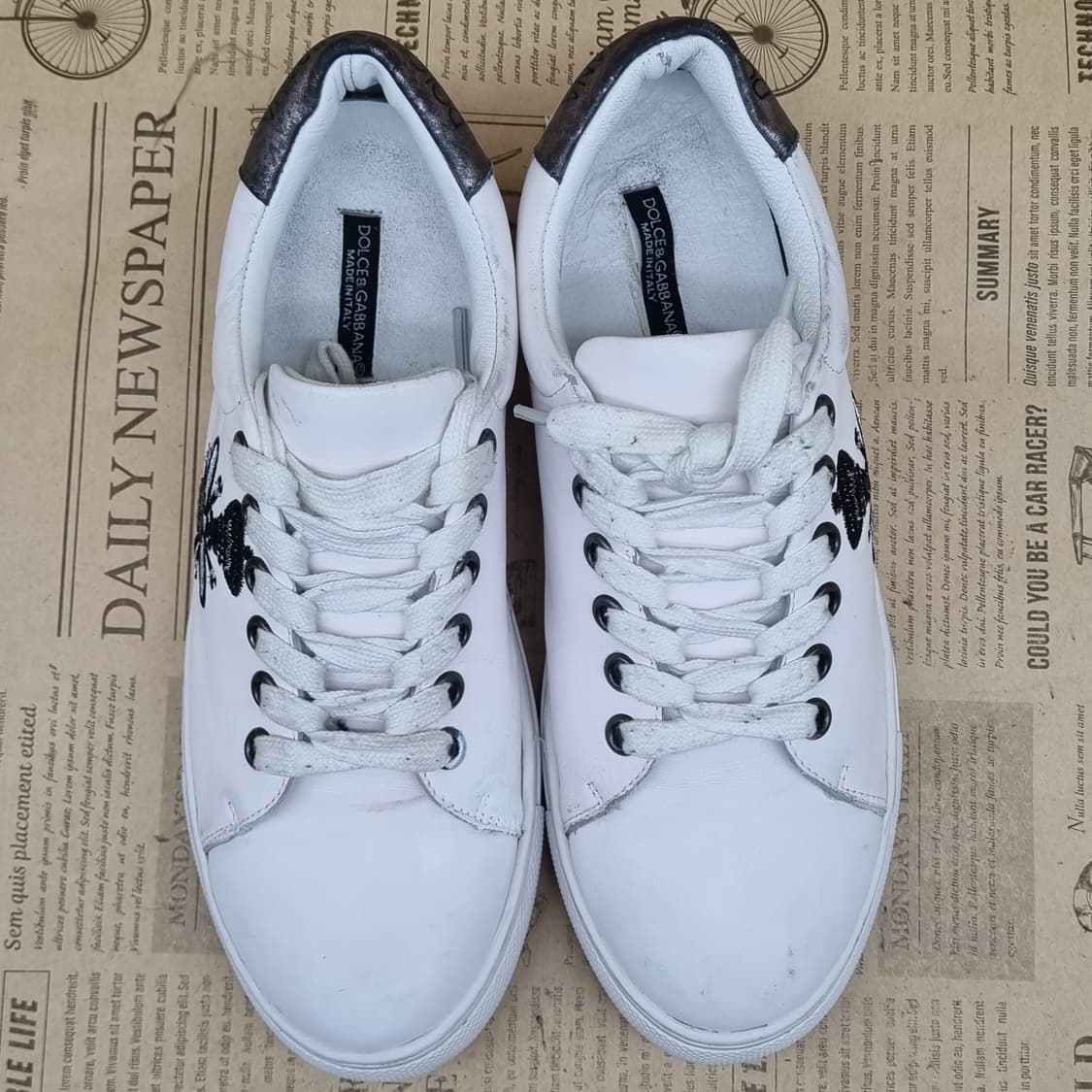 돌체앤가바나 꿀벌 레더 여성스니커즈230 상품이미지2