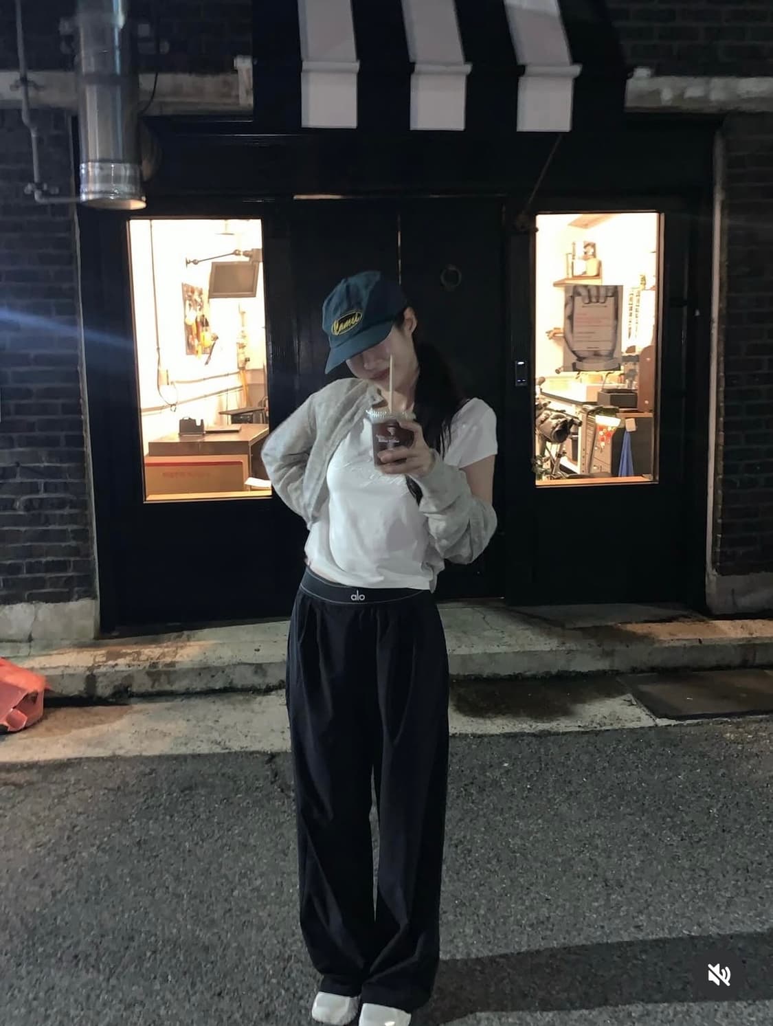 알로 요가 Suit Up Trouser 트라우저 S (레이지샵 착용) 상품이미지1
