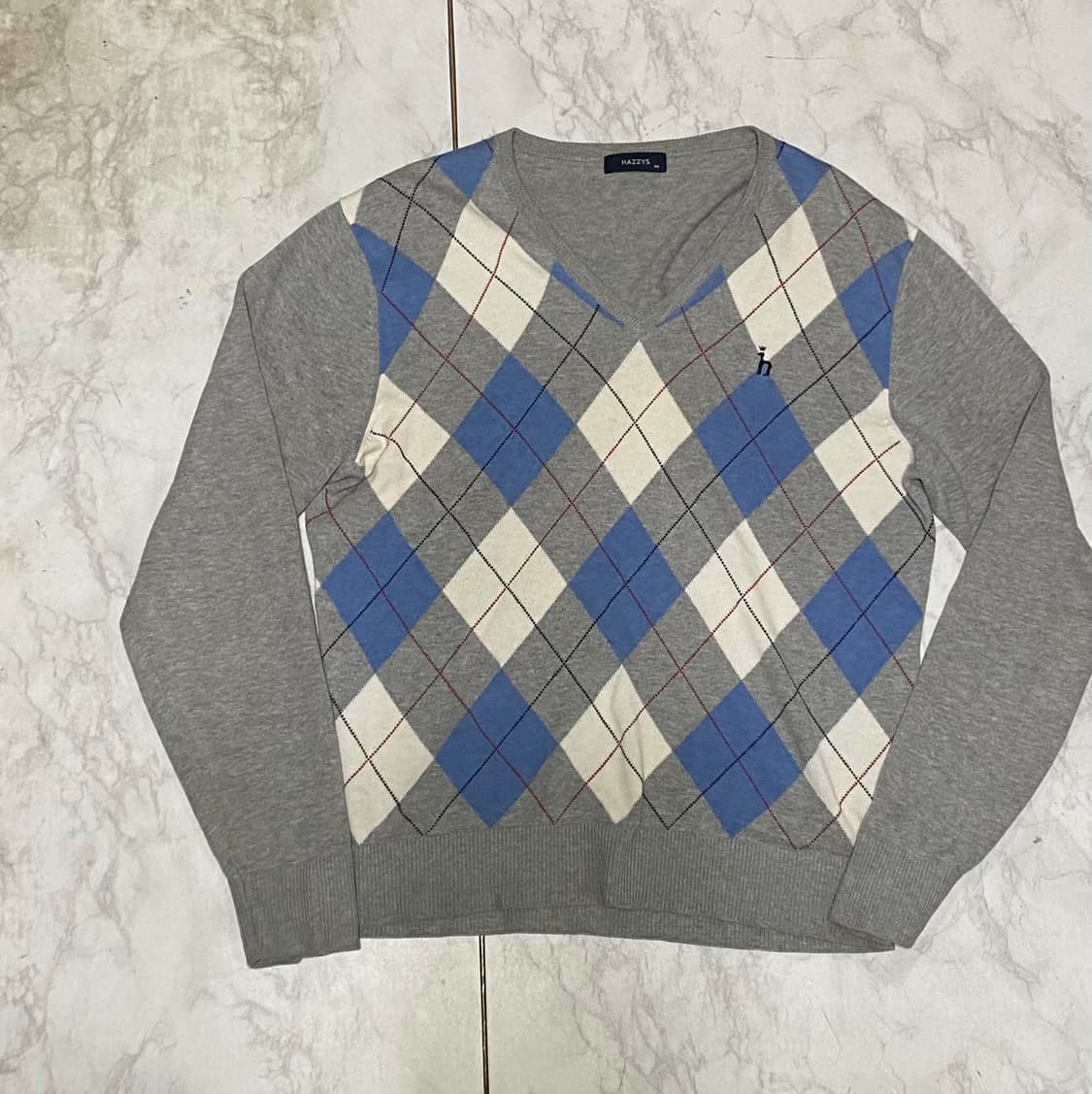 헤지스 브이넥 니트 사이즈100 상품이미지1