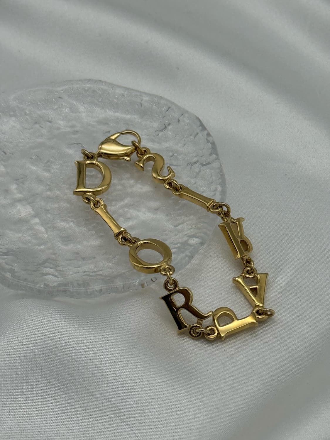 디올 파리스 이니셜 팔찌 상품이미지1