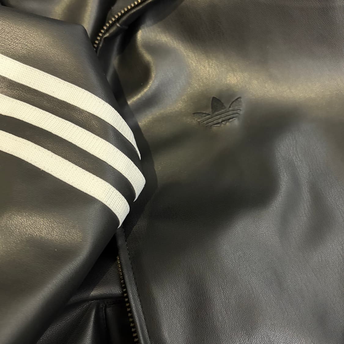 🖤아디다스 레더 블랙 트랙탑 져지 자켓🖤 상품이미지3