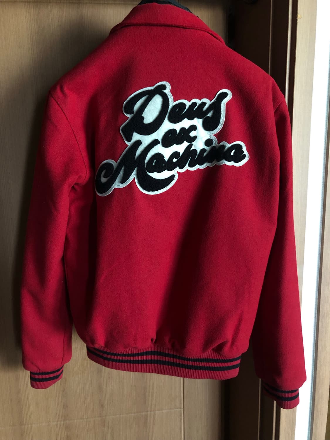 데우스 자켓 상품이미지3