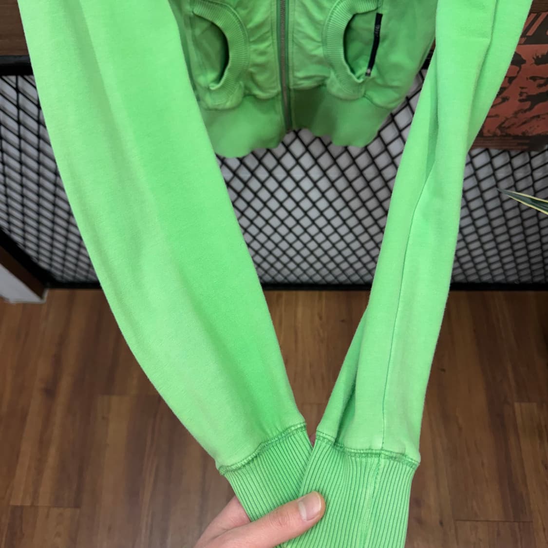 00s 디젤 집업 자켓 후면 빅 로고 프린팅 포인트 그린 상품이미지8