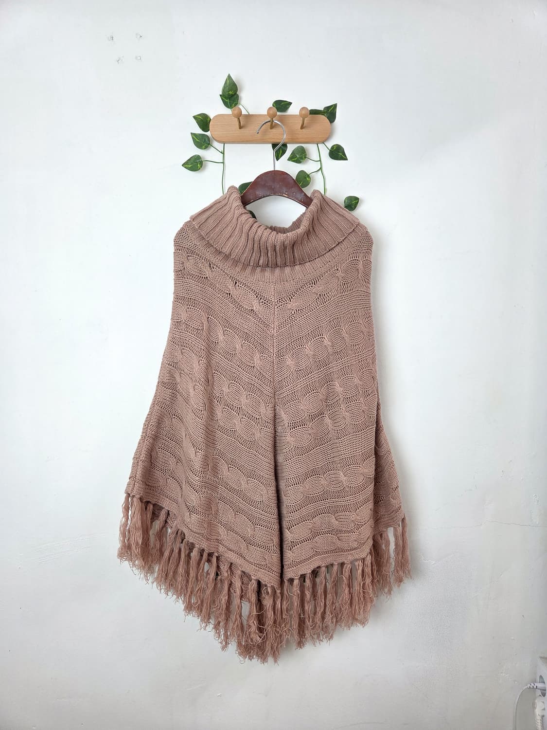 뮤트 핑크 케이프 니트 상품이미지1