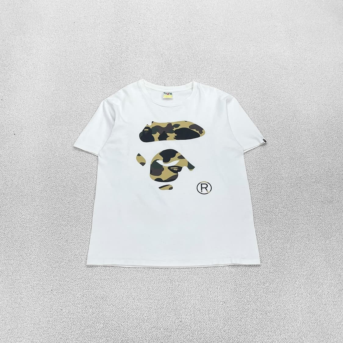 베이프 Bape 빅 사루 황계 반팔 티셔츠 화이트 상품이미지1