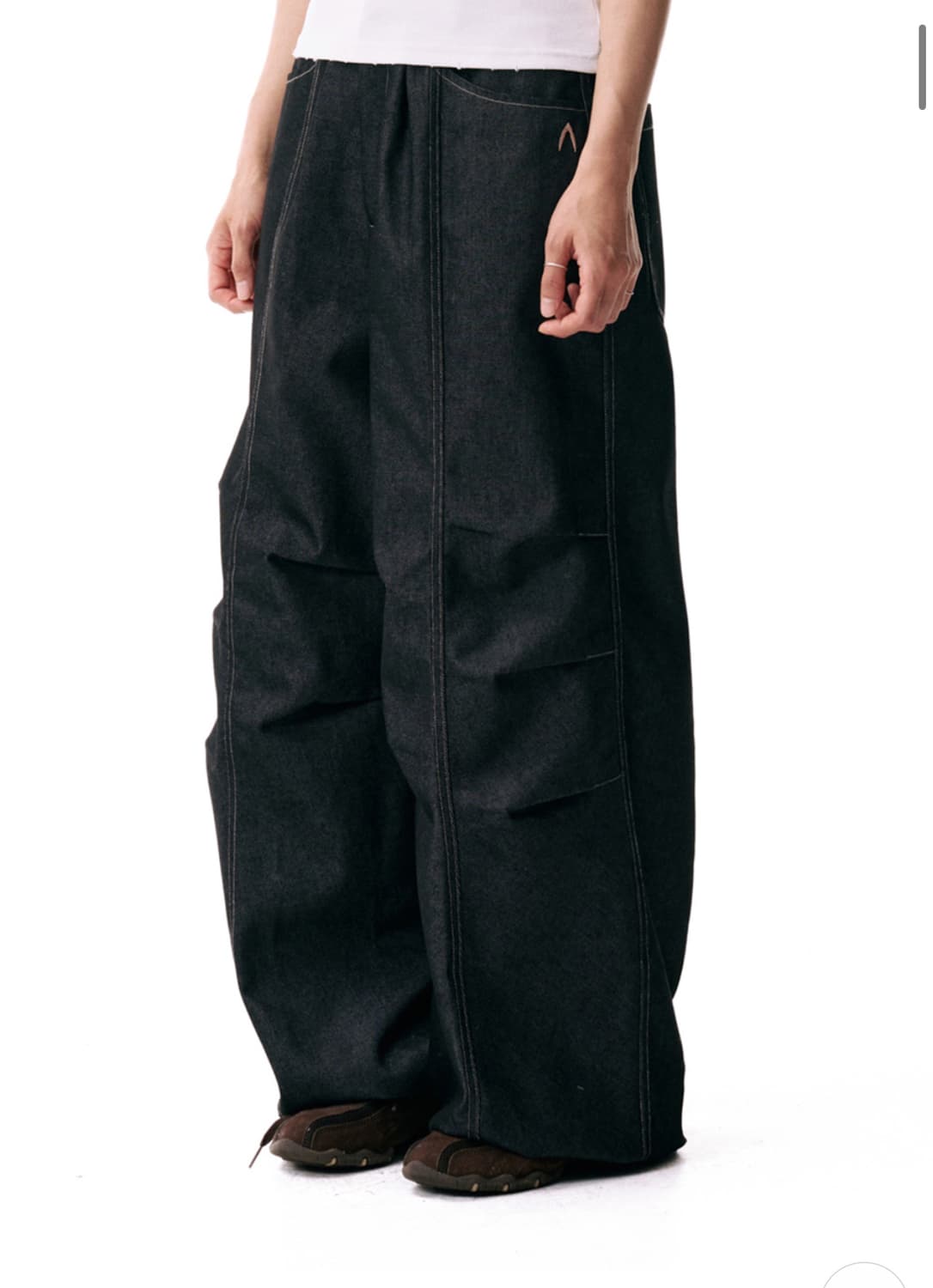 아캄 핀턱팬츠 블랙 상품이미지1