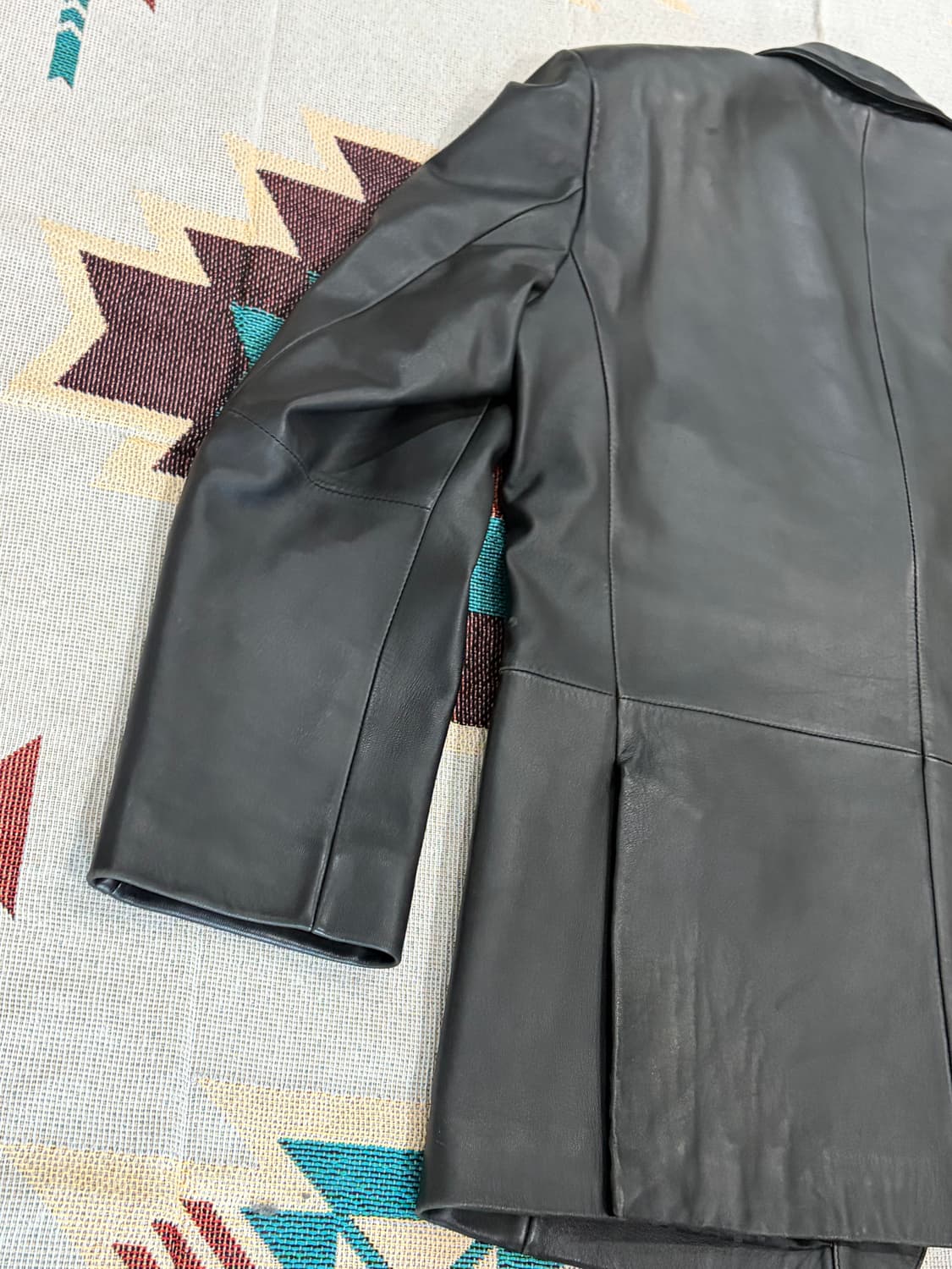 마에스트로 양가죽 클래식 2버튼 레더 블레이저 상품이미지7