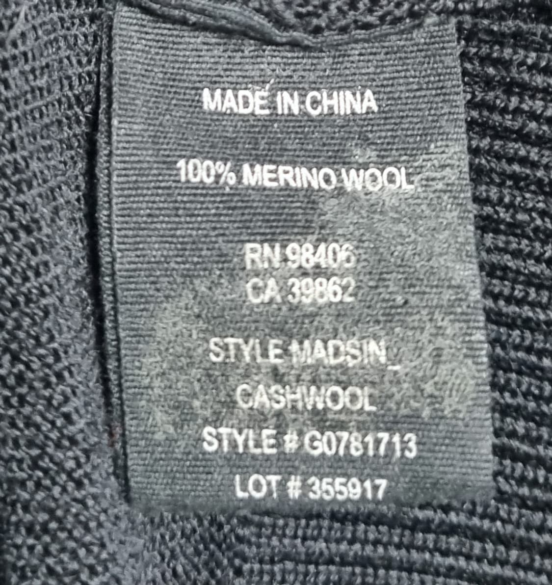 L (77) 띠어리 블랙 메리노울100% 롱 니트 가디건 상품이미지4