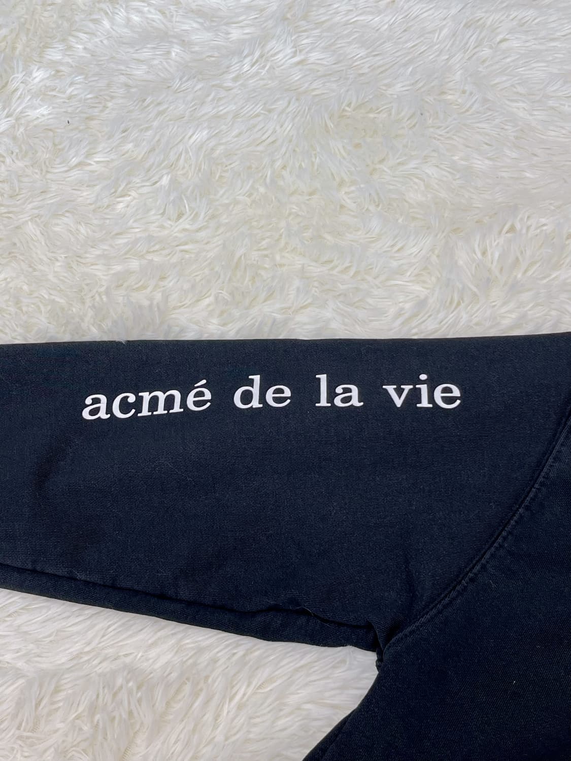 아크메드라비 후드티 상품이미지3