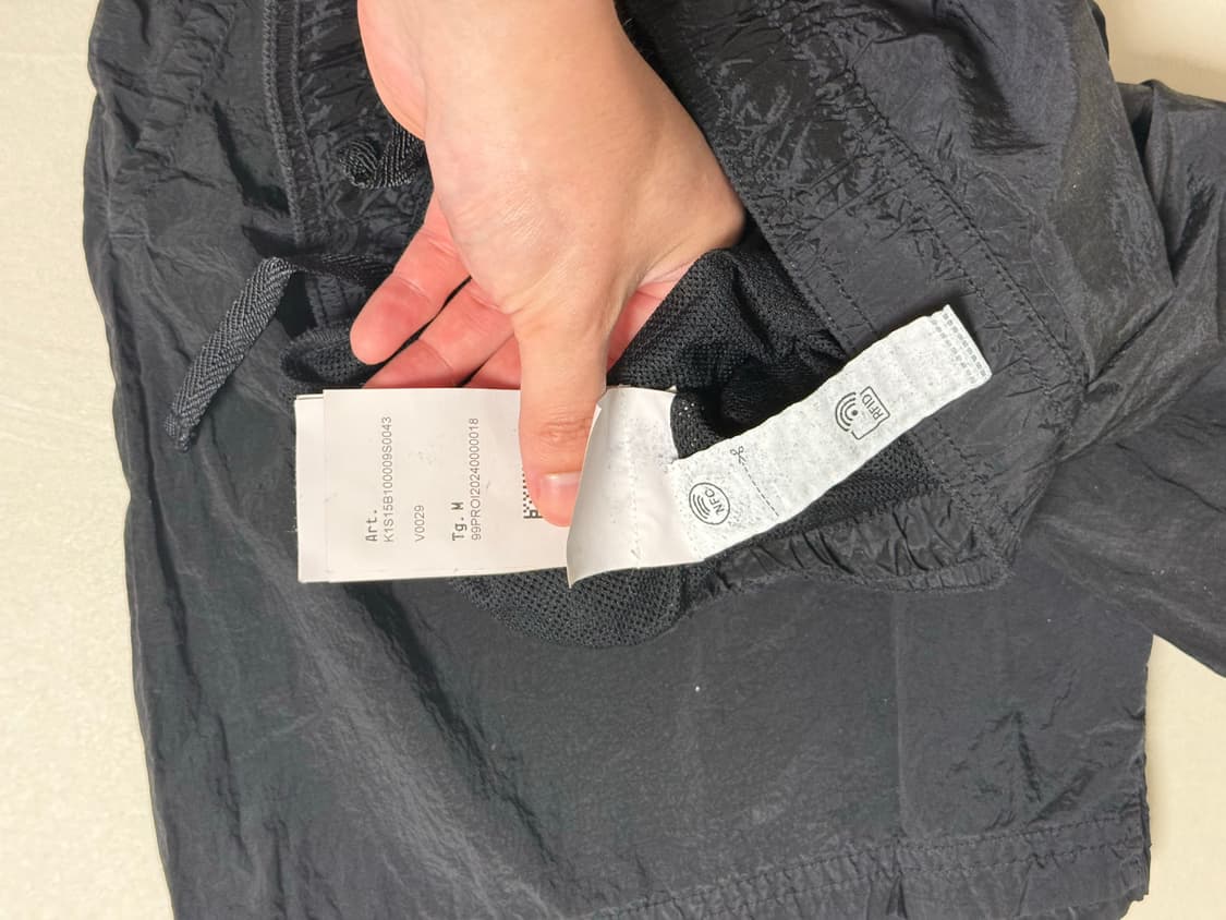[M] 25ss 스톤아일랜드 나일론 메탈 에코닐 반바지 상품이미지2