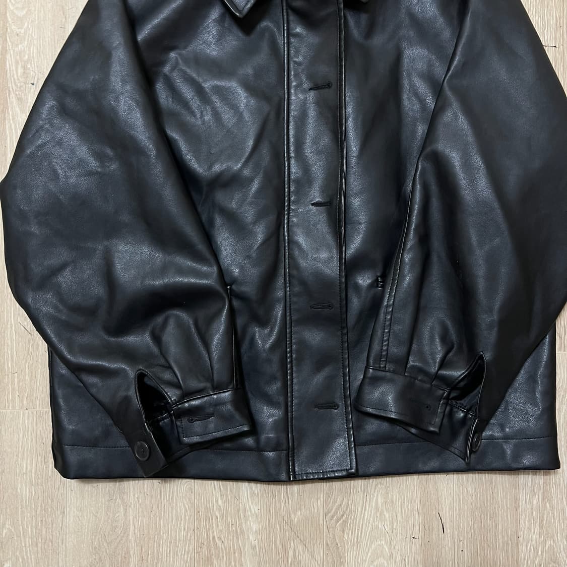 SOUFFLE 여성 오버핏 카라 가죽자켓 FREE  상품이미지3