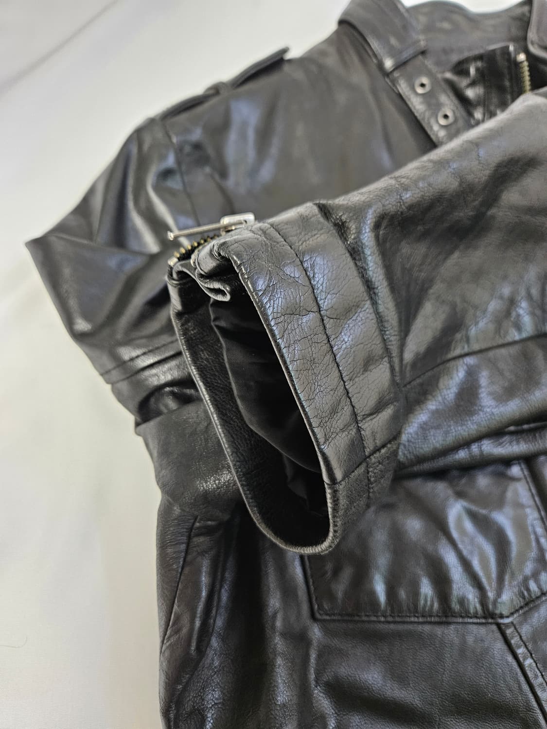 론프리미어골드 하이넥 버클 양가죽 레더자켓 램스킨 100 상품이미지6