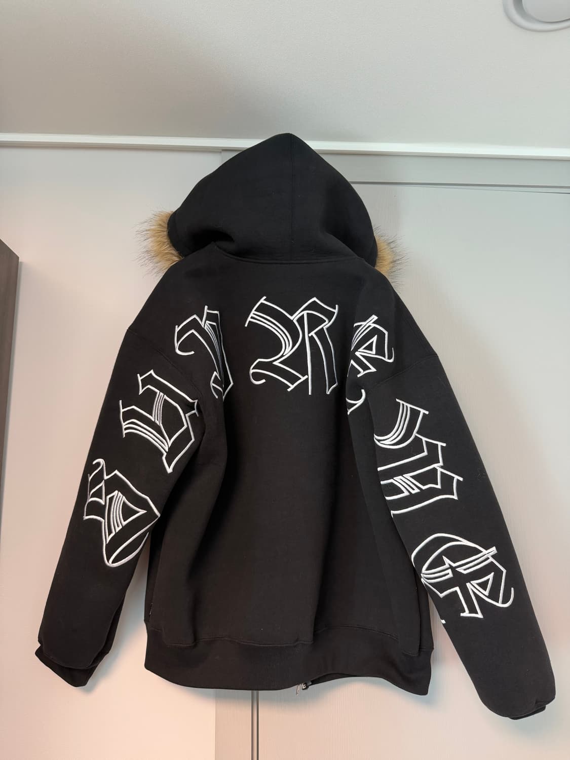 슈프림 포우 퍼 집업 후드 상품이미지1