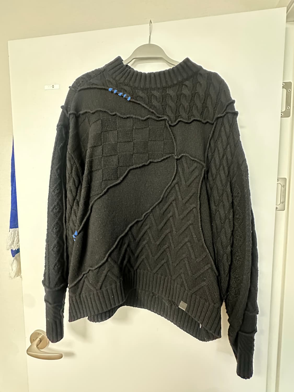 자라 아더에러 패치위크 오버사이즈 니트 블랙 L-XL 상품이미지1