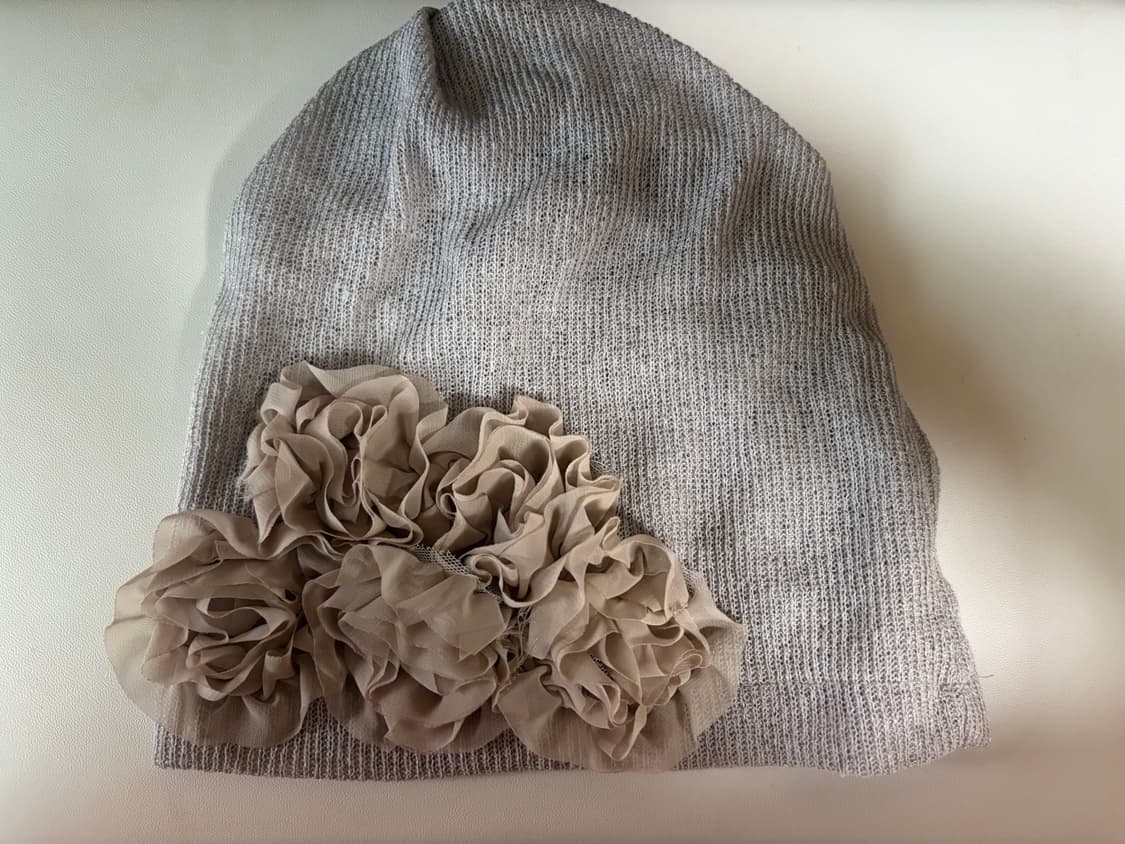 샵페어리 플라워 비니 ruffled bouquet beanie 베이지 상품이미지3