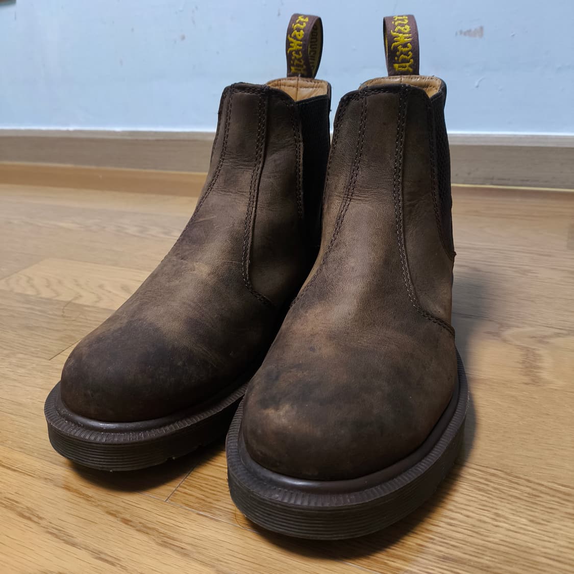 [235] Dr. Martens 닥터마틴 2976 첼시부츠 상품이미지1