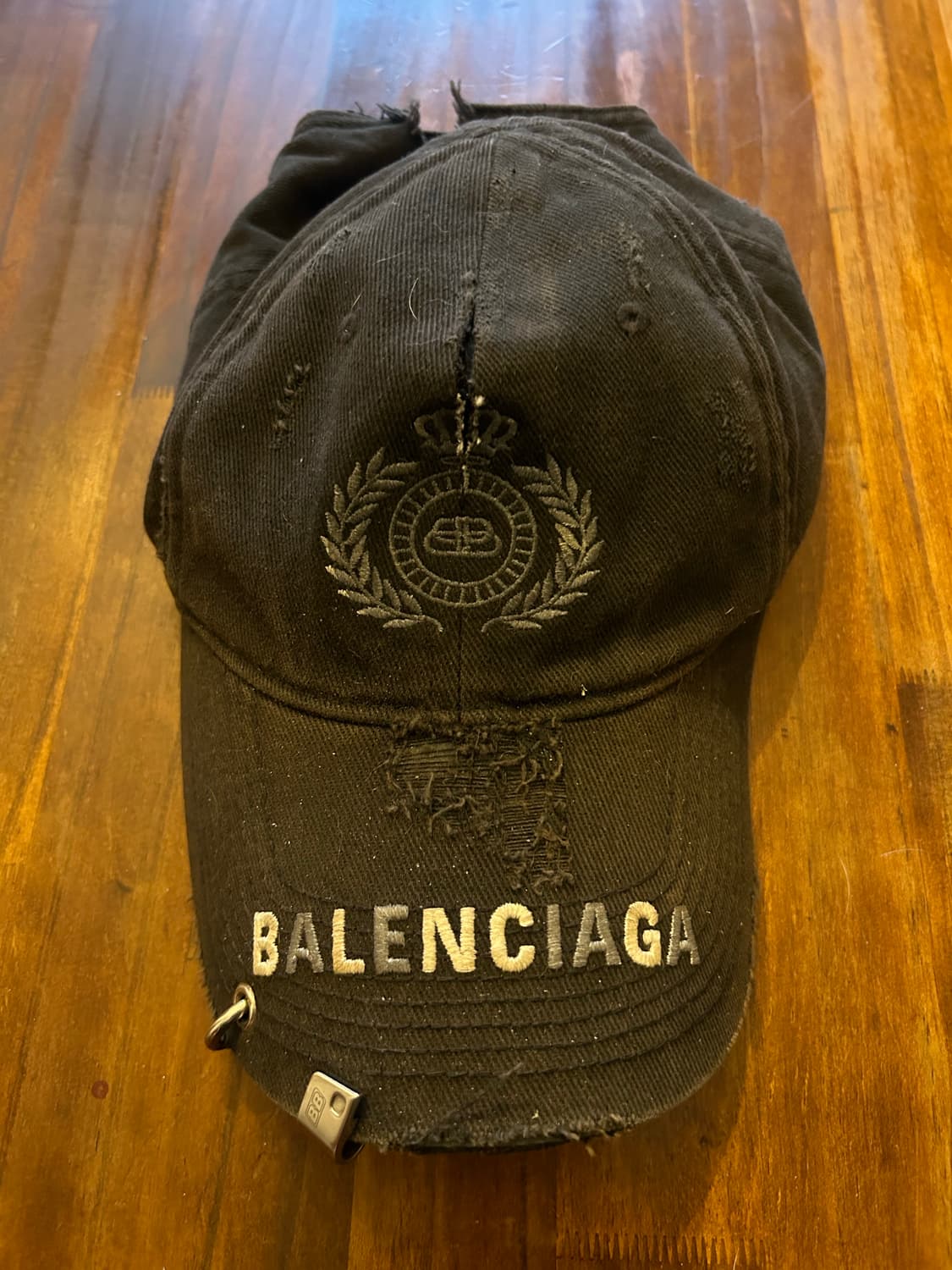 Balenciaga 피어싱 볼캡 상품이미지1