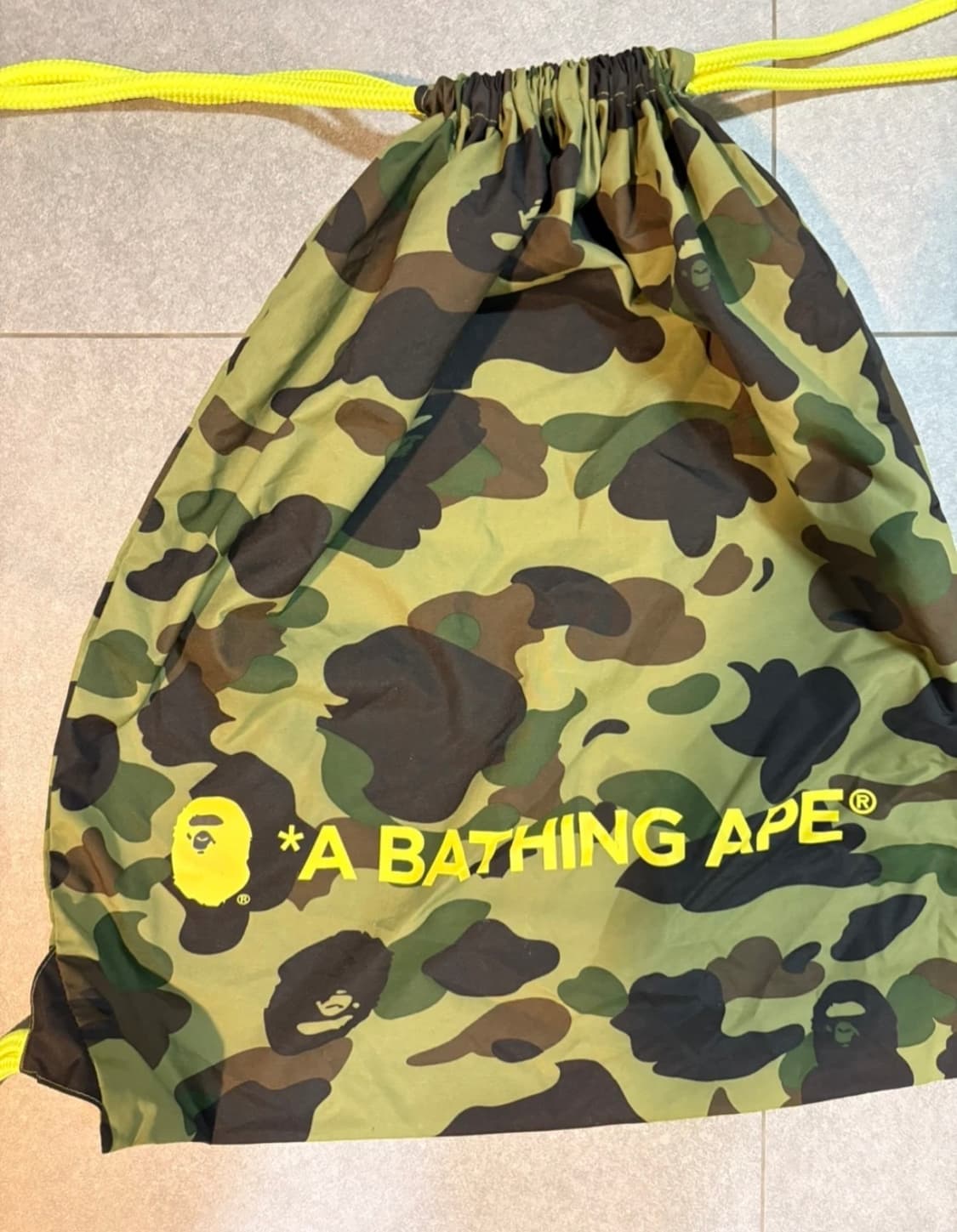베이프 카모 짐색 스트링백 (도쿄 베이프 구매)⭕️ 상품이미지3