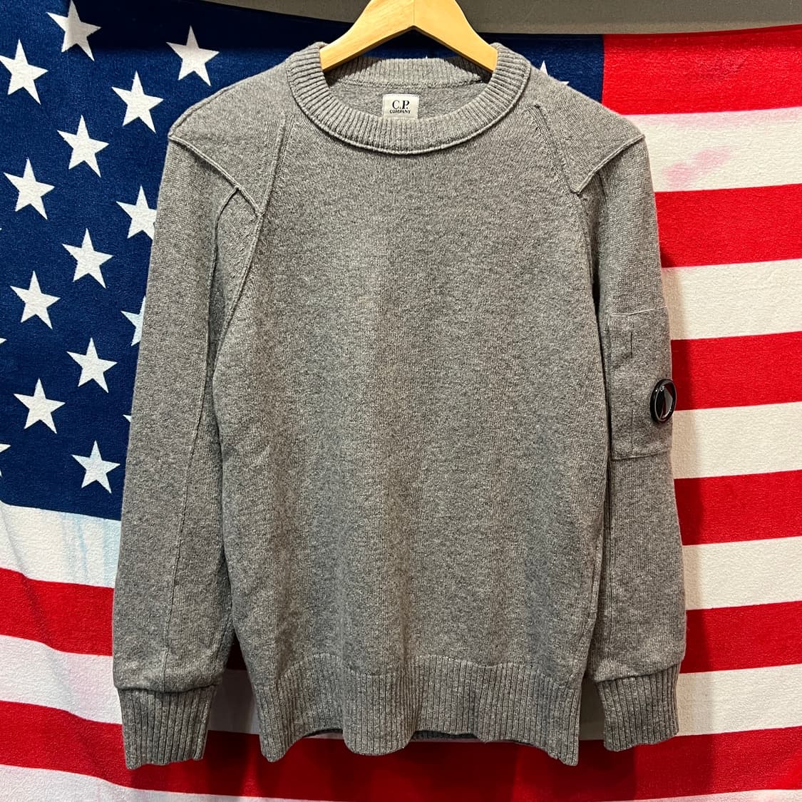 CP컴퍼니 니트 스웨터 상품이미지1