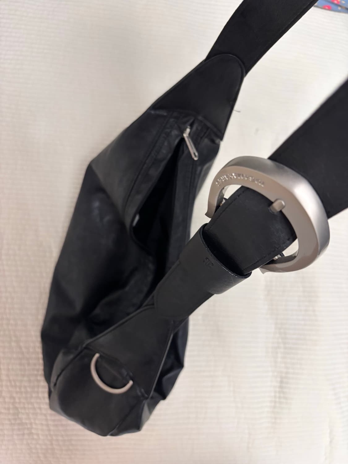 이우가마카라스 레더 숄더백 상품이미지3