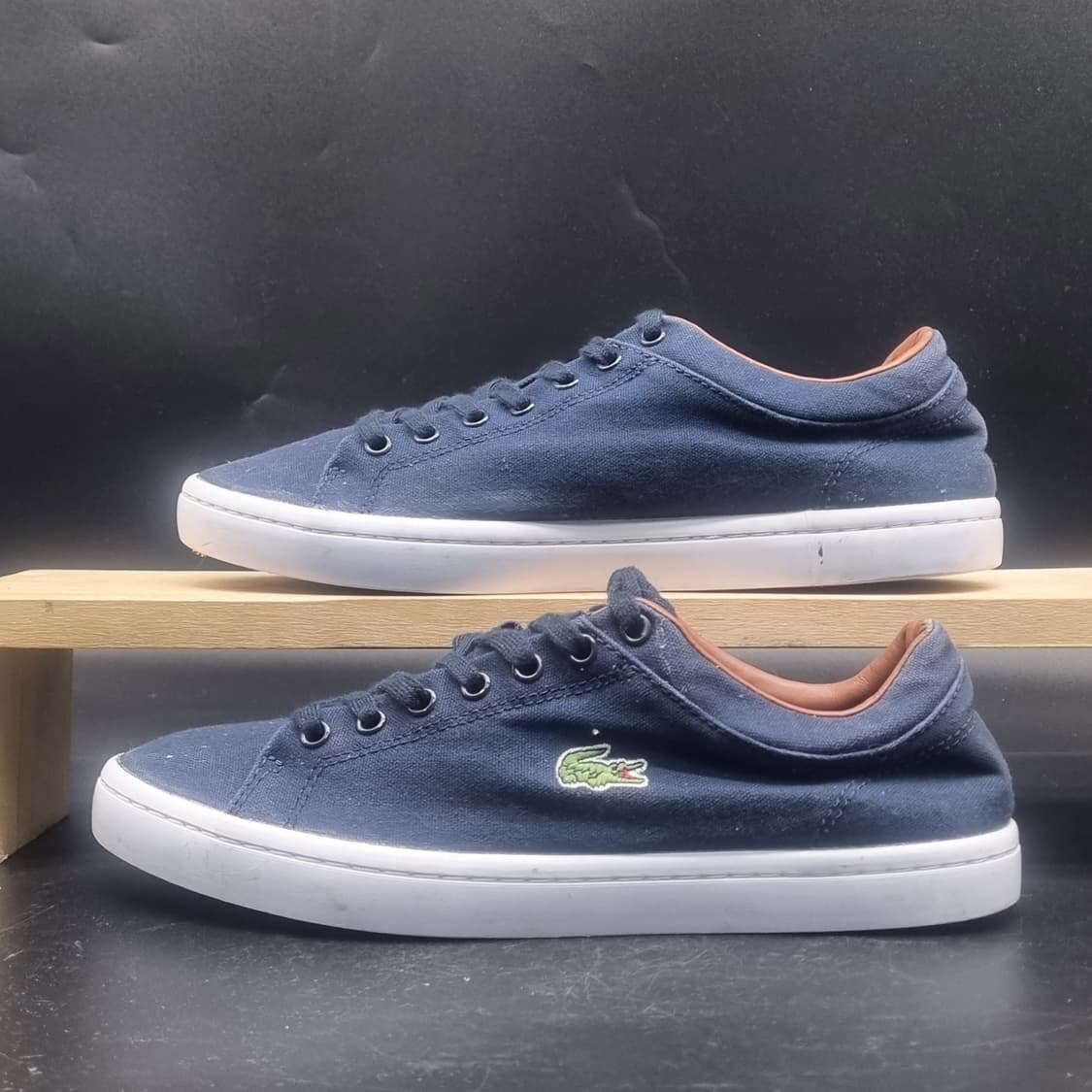 라코스테 네이비 스니커즈 39.5 250 상품이미지1