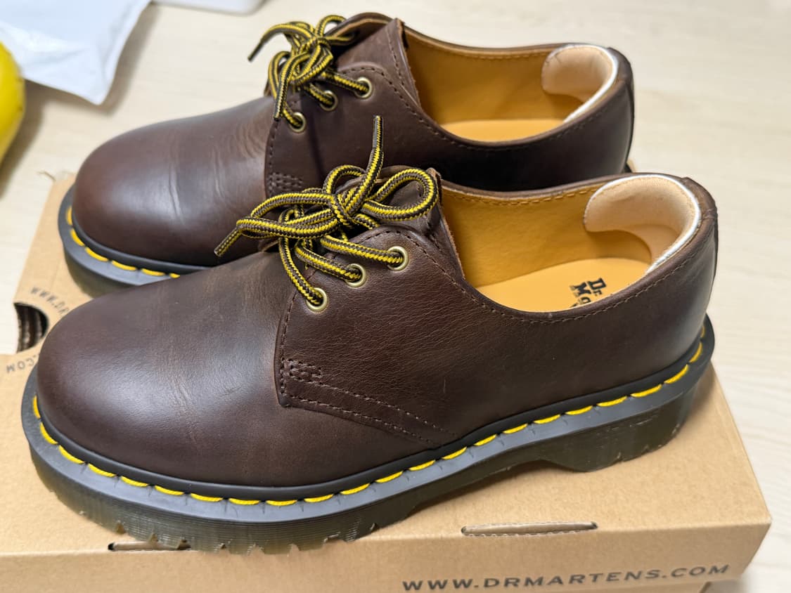 닥터마틴 1461 벡스 크레이지홀스 (브라운) 230 상품이미지2