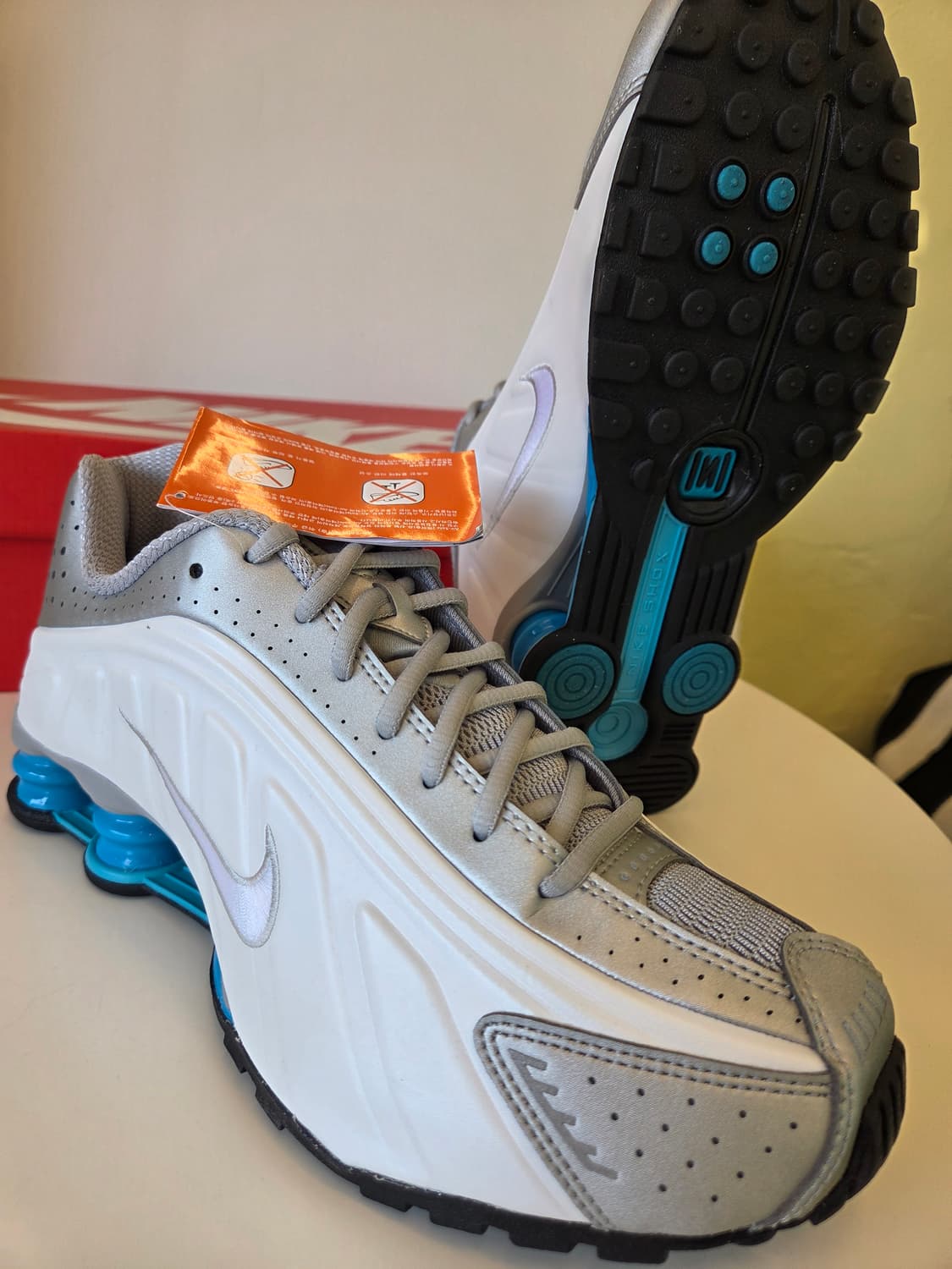 나이키 샥스 R4 HQ1988(새상품) 상품이미지9