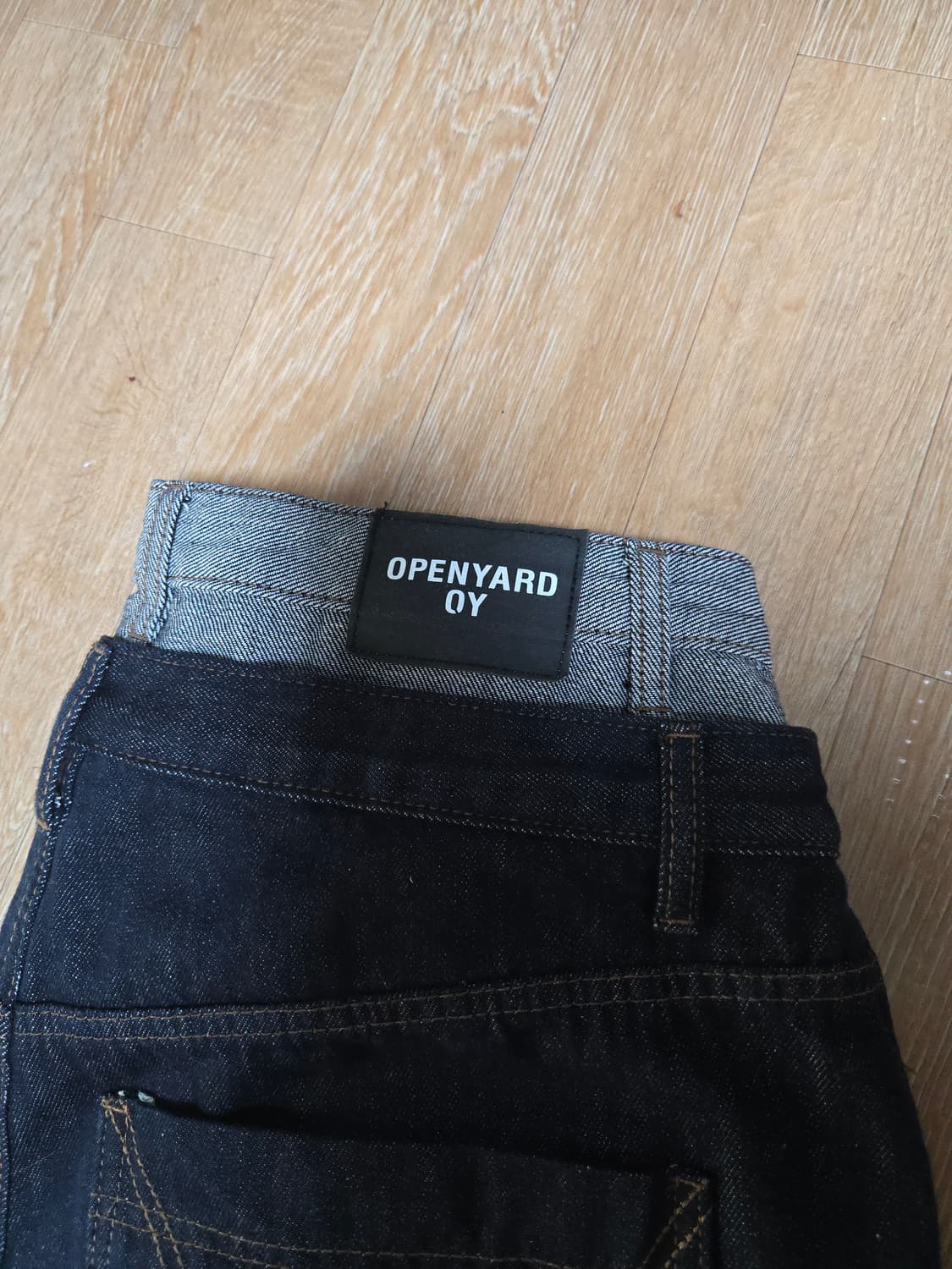 OY

LAYERED WAIST WIDE VOLUME PANTS 상품이미지3