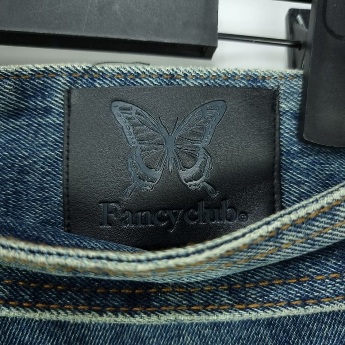 [팬시클럽] 벨티드 그래픽 부츠컷 데님 팬츠 청바지 M19691 상품이미지8