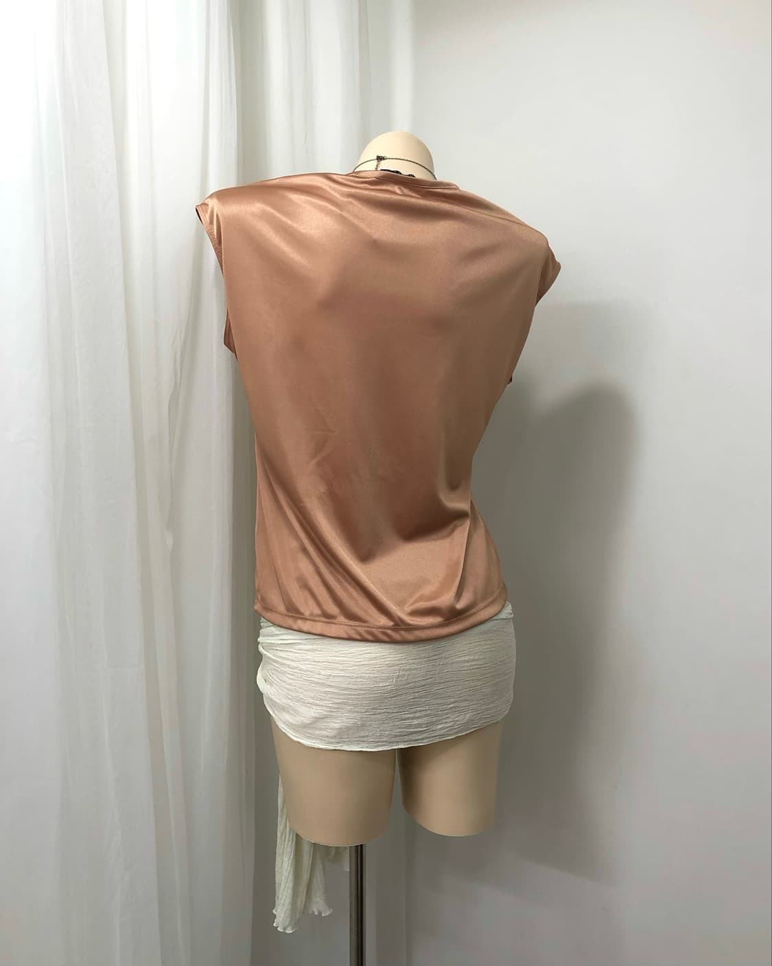 oriental rose print satin v neck top 상품이미지5