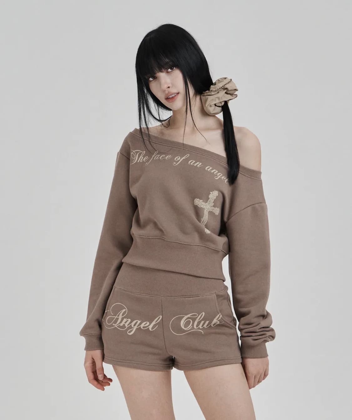 일리오 엔젤 스웻 셔츠 쇼츠 팬츠 셋업 모카  상품이미지1