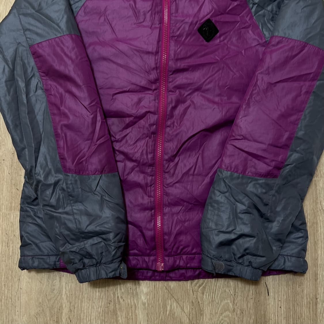 블랙야크 여성 로고 경량패딩 M/95  상품이미지4